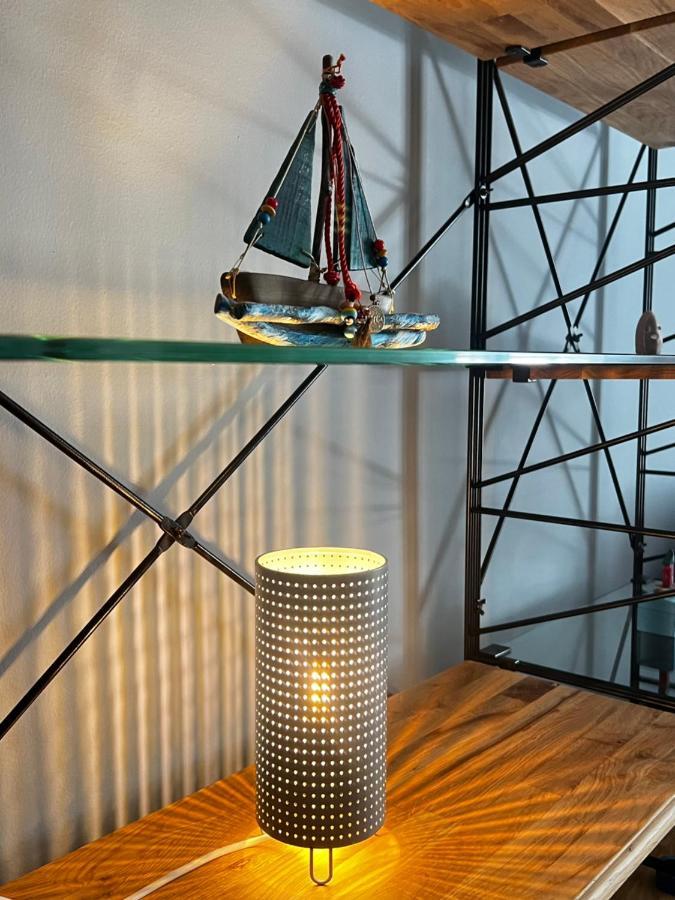 Steel & Oak Vintage Apartments Kavála ภายนอก รูปภาพ