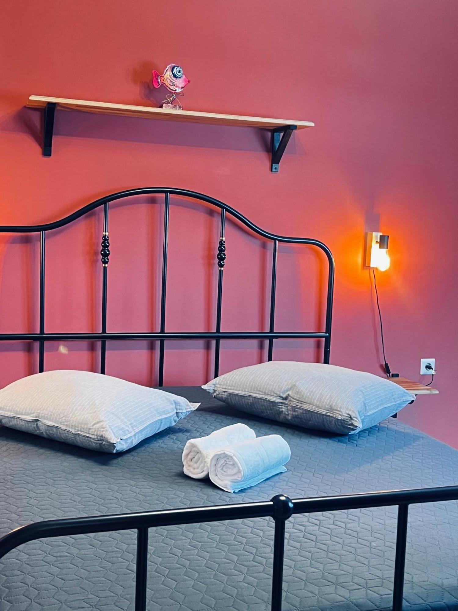 Steel & Oak Vintage Apartments Kavála ภายนอก รูปภาพ